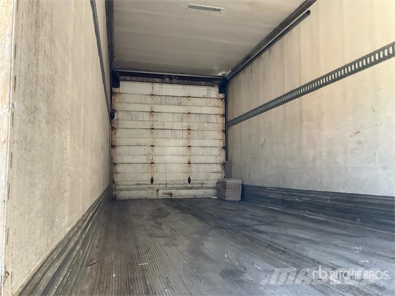 Kenworth T300 Kühlkoffer