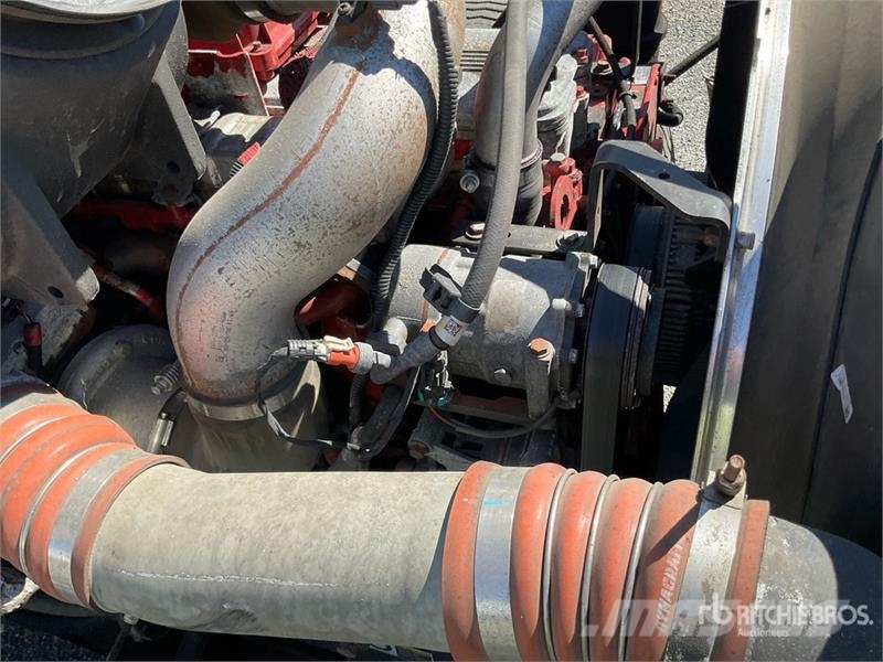 Kenworth T300 Kühlkoffer