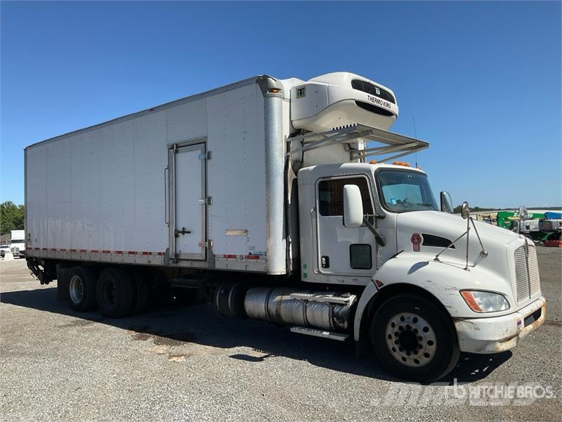 Kenworth T300 Kühlkoffer