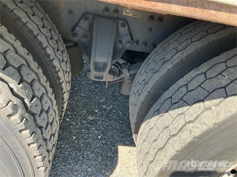 Kenworth T300 Kühlkoffer