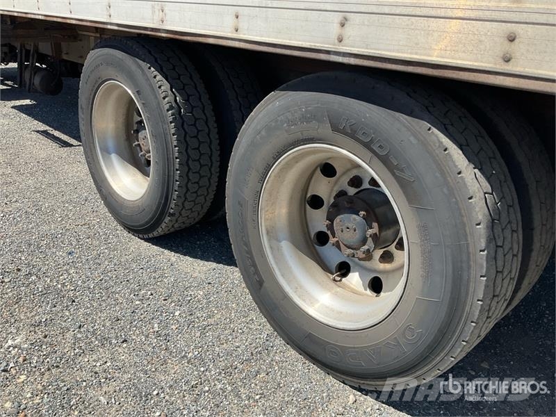Kenworth T300 Kühlkoffer