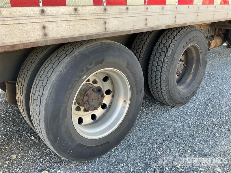 Kenworth T300 Kühlkoffer