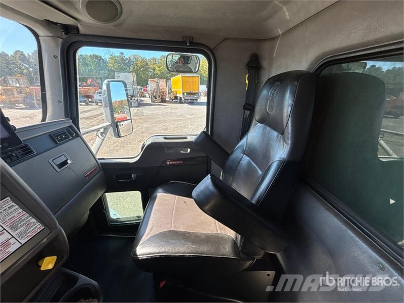 Kenworth T370 Kühlkoffer