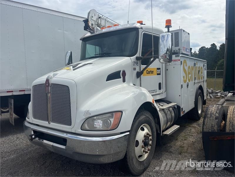 Kenworth T370 4x2 Service Truck (Inoperable) Camions et véhicules municipaux