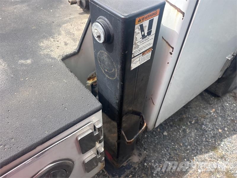 Kenworth T370 4x2 Service Truck (Inoperable) Camions et véhicules municipaux