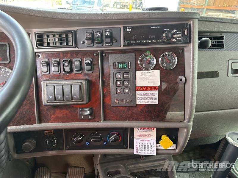 Kenworth T370 4x2 Service Truck Municipal / general purpose vehicles
