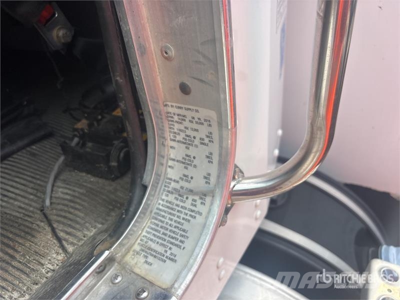 Kenworth T370 4x2 Service Truck (Inoperable) Camions et véhicules municipaux