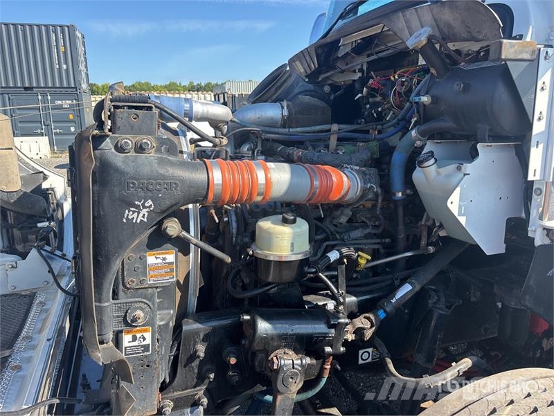 Kenworth T370 4x2 Service Truck Tienhoitoautot