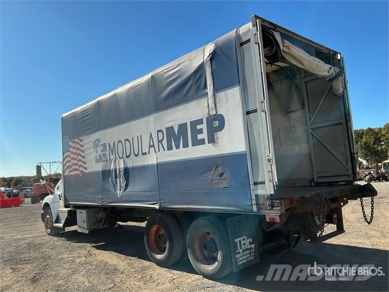 Kenworth T370 6x4 Curtain Side Truck Tents