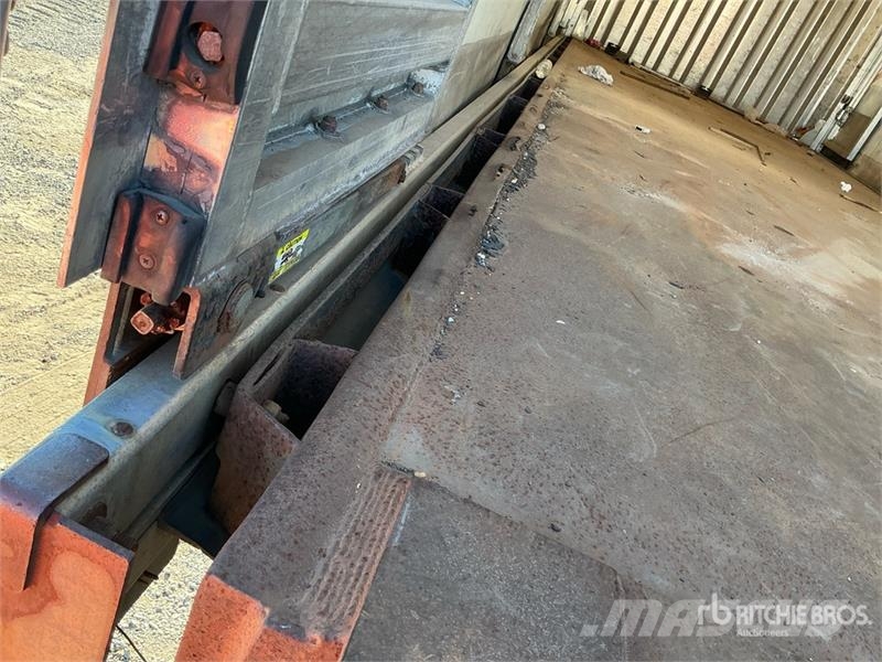 Kenworth T370 6x4 Curtain Side Truck Tents