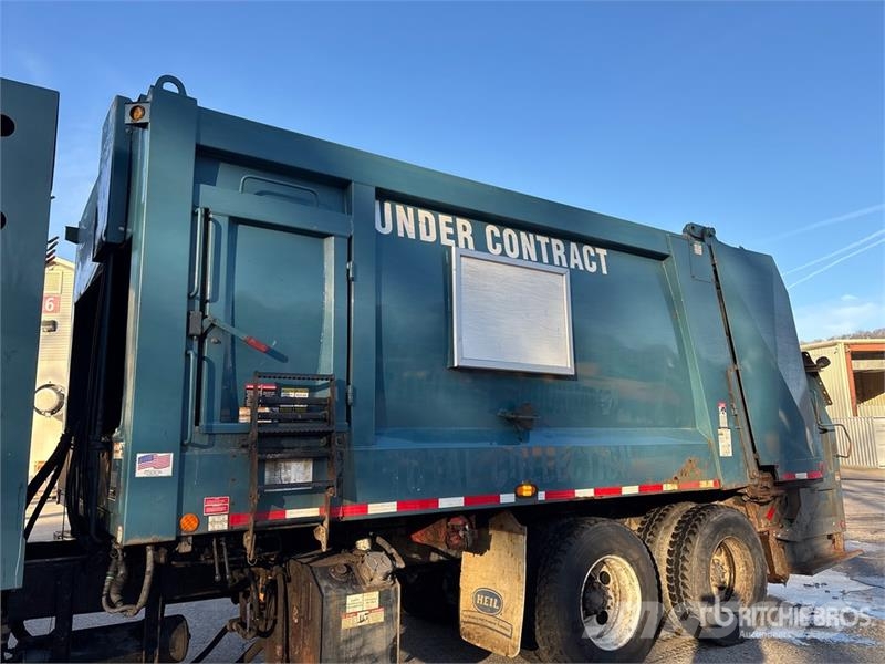 Kenworth T440 6x4 Rear Loader Waste Collection Truck Atkritumu izvešanas transports