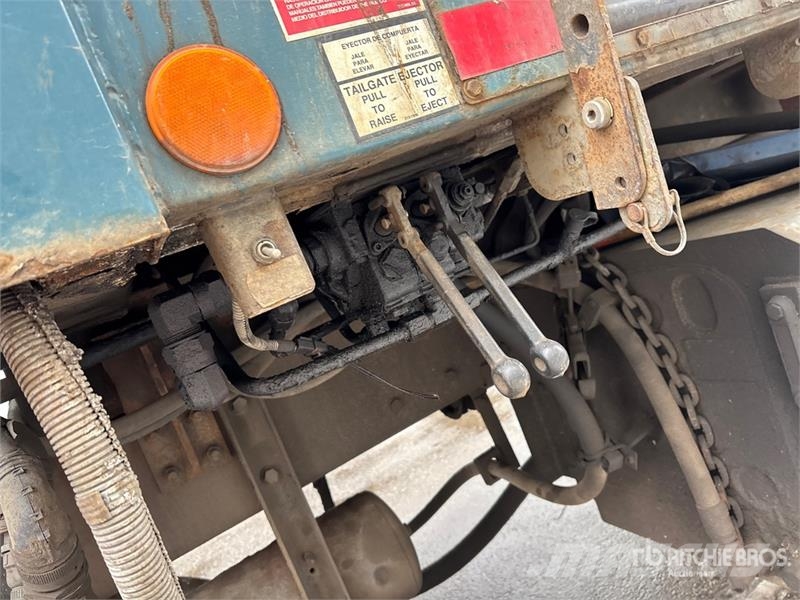 Kenworth T440 6x4 Rear Loader Waste Collection Truck Atkritumu izvešanas transports
