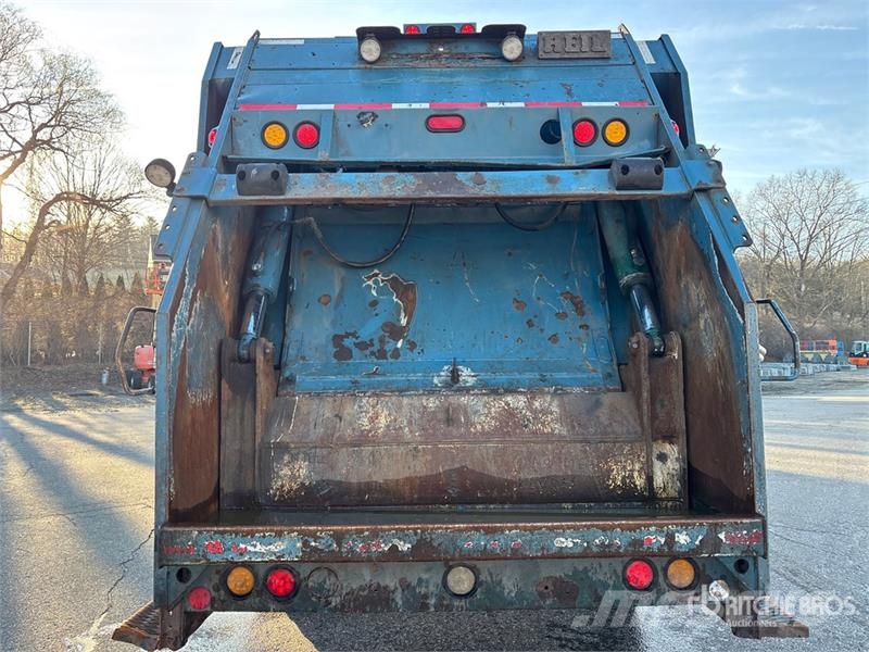 Kenworth T440 6x4 Rear Loader Waste Collection Truck Atkritumu izvešanas transports
