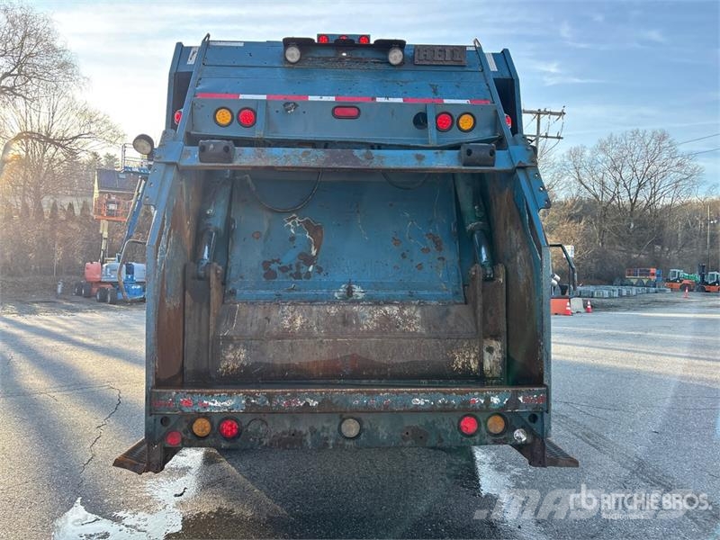 Kenworth T440 6x4 Rear Loader Waste Collection Truck Atkritumu izvešanas transports