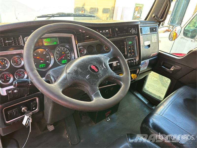 Kenworth T440 6x4 Rear Loader Waste Collection Truck Atkritumu izvešanas transports