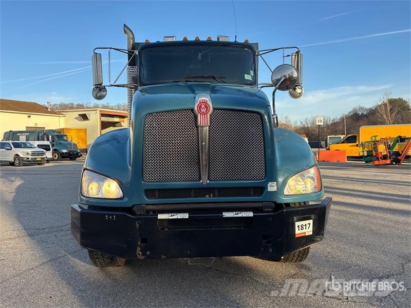 Kenworth T440 6x4 Rear Loader Waste Collection Truck Atkritumu izvešanas transports