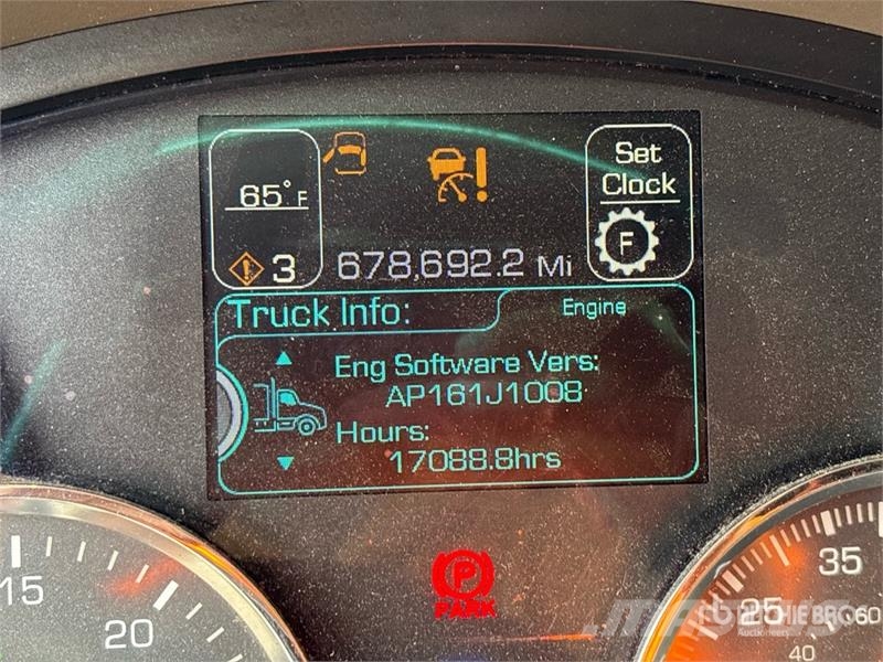 Kenworth T680 中古トラクターヘッド | トレーラーヘッド