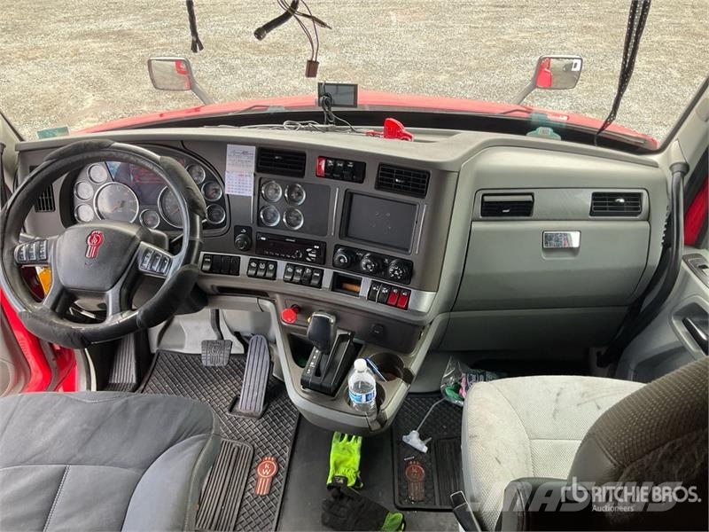 Kenworth T680 Tractor Units