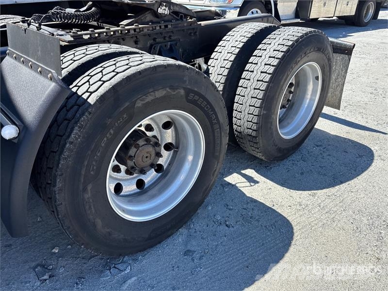 Kenworth T680 Vlačilci
