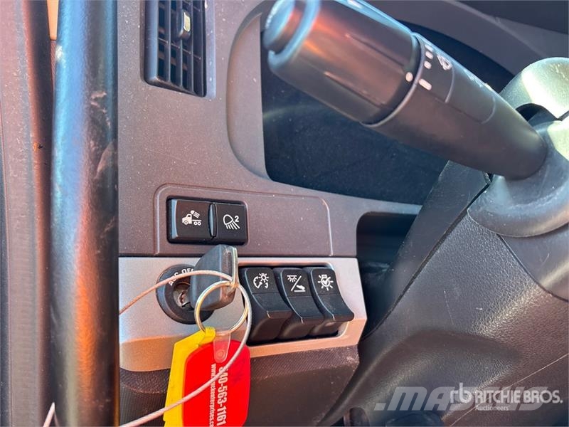 Kenworth T680 Tractor Units