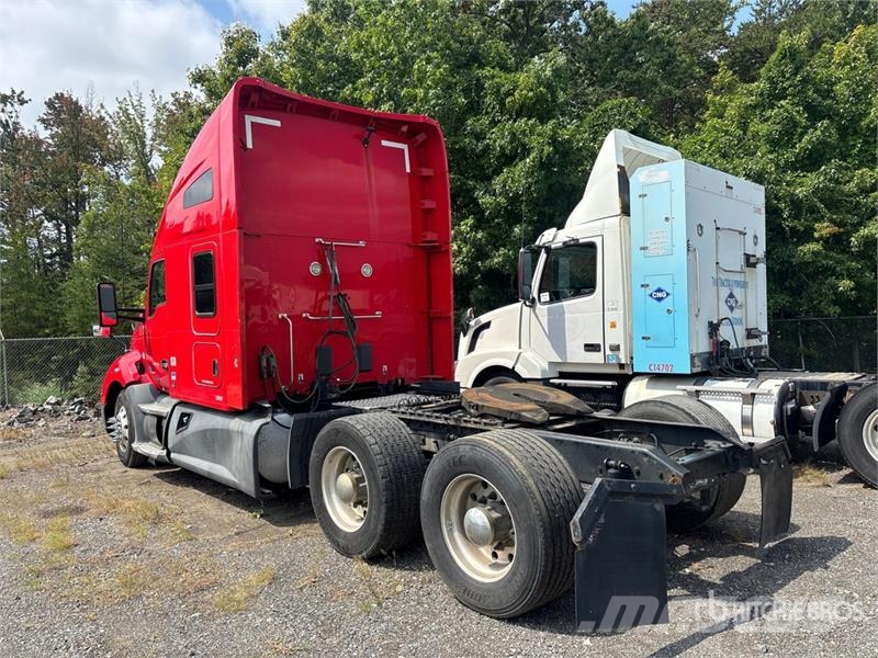 Kenworth T680 Tractor Units