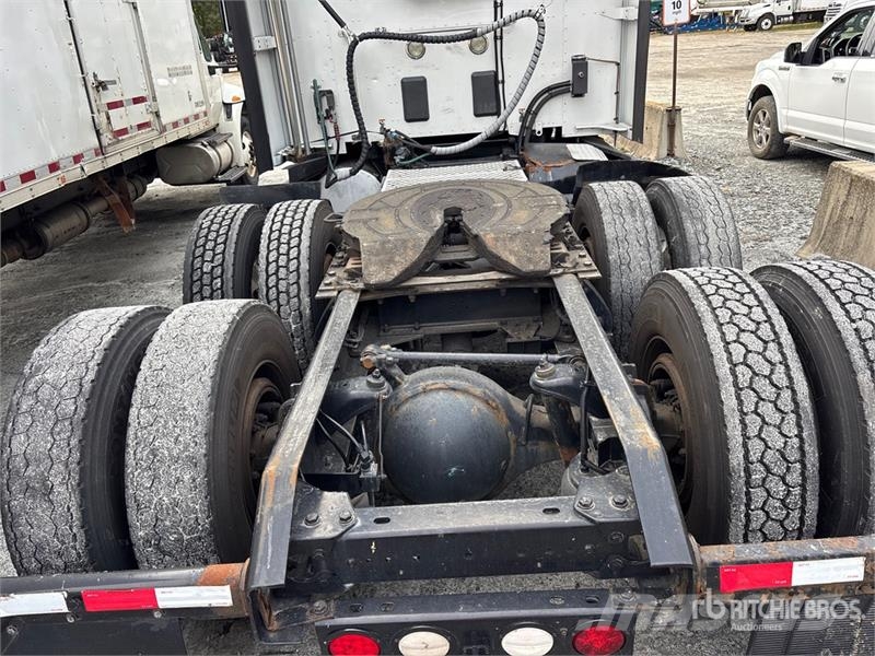 Kenworth T680 中古トラクターヘッド | トレーラーヘッド