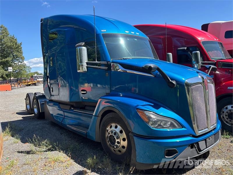Kenworth T680 Autotractoare