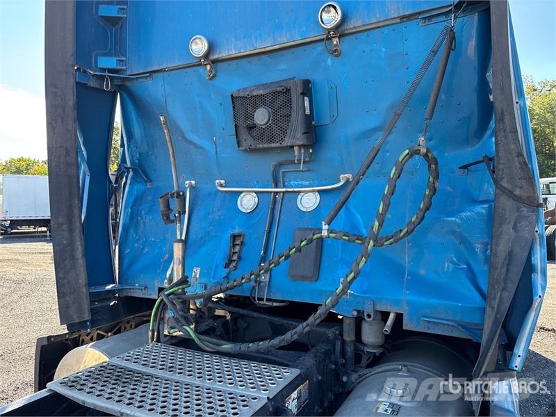 Kenworth T680 Tractor Units
