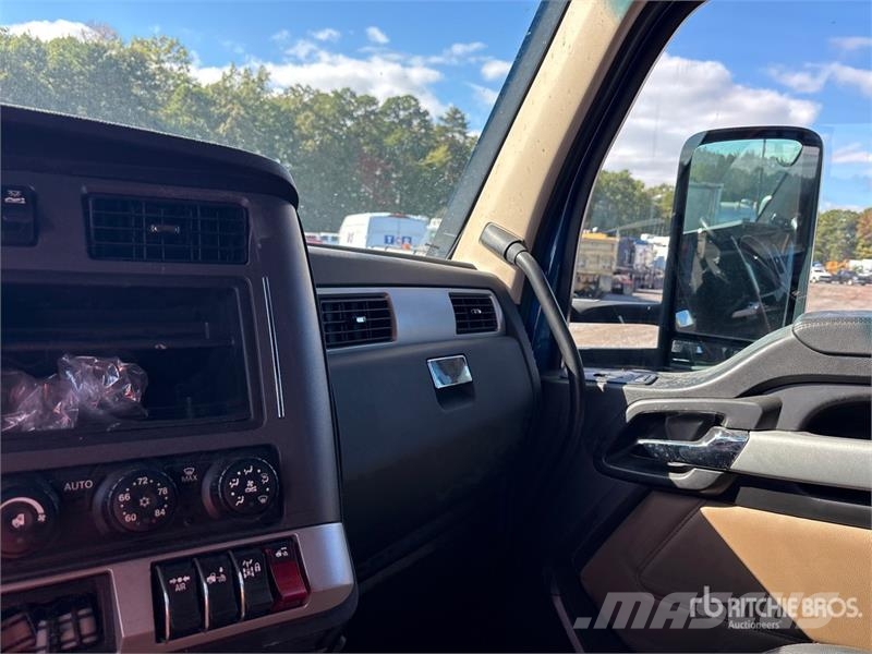 Kenworth T680 Tractor Units