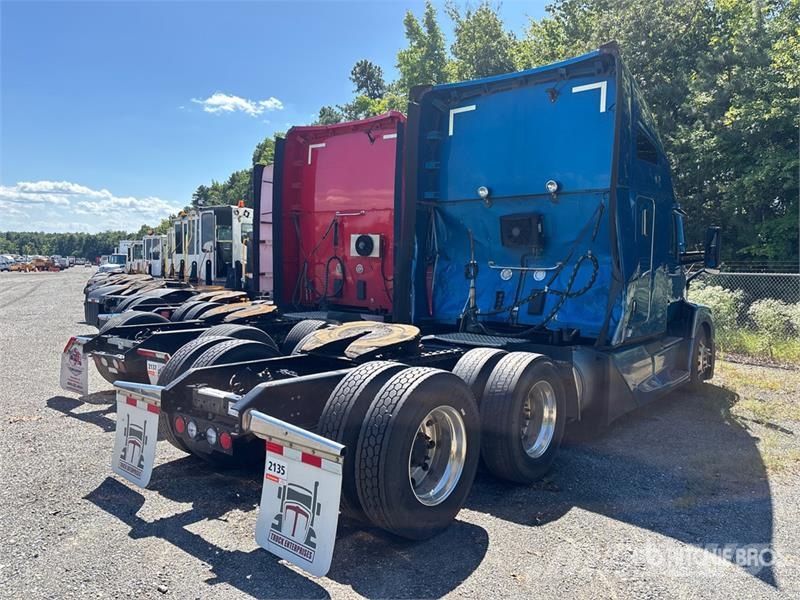 Kenworth T680 Autotractoare