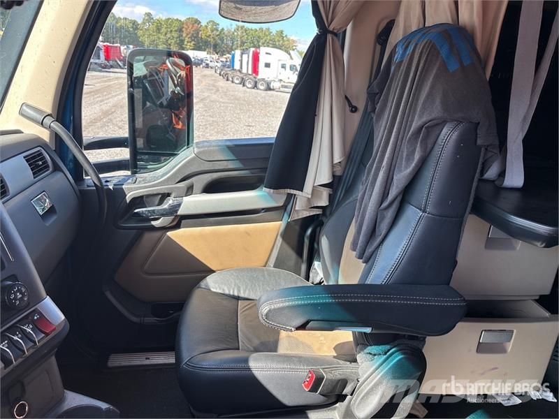 Kenworth T680 Tractor Units