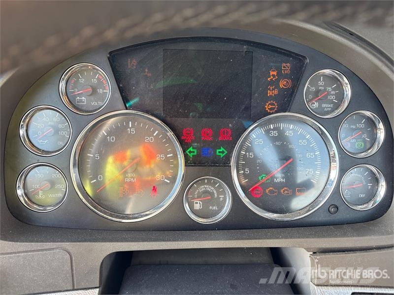 Kenworth T680 4x2 S/A Day Cab Truck Tractor Tracteur routier