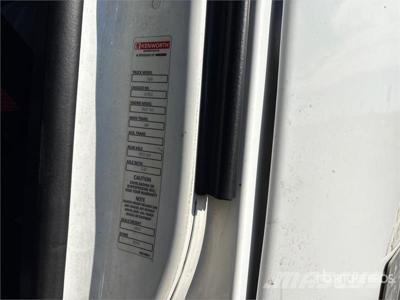 Kenworth T680 4x2 S/A Day Cab Truck Tractor Motrici e Trattori Stradali