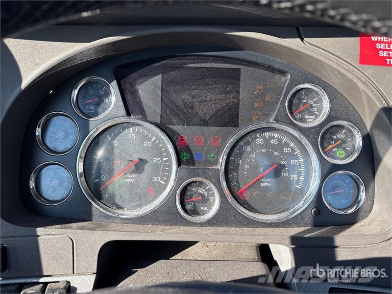 Kenworth T680 4x2 S/A Day Cab Truck Tractor Tractor Units