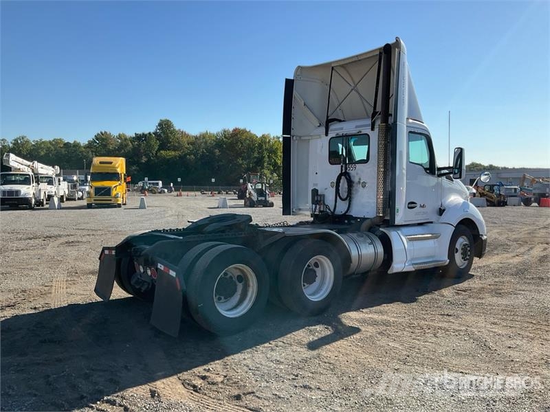 Kenworth T680 6x4 T/A Day Cab Truck Tractor Prime Movers