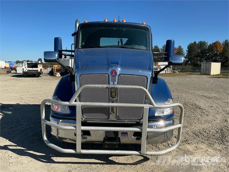 Kenworth T680 6x4 T/A Day Cab Truck Tractor Naudoti vilkikai
