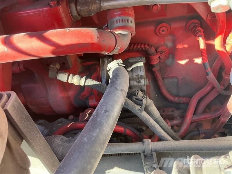 Kenworth T680 6x4 T/A Day Cab Truck Tractor Vilcēji