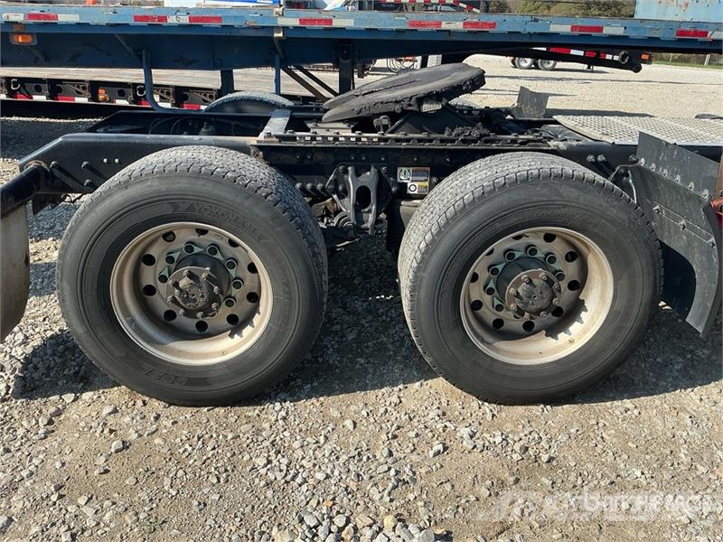 Kenworth T680 6x4 T/A Day Cab Truck Tractor Vilcēji