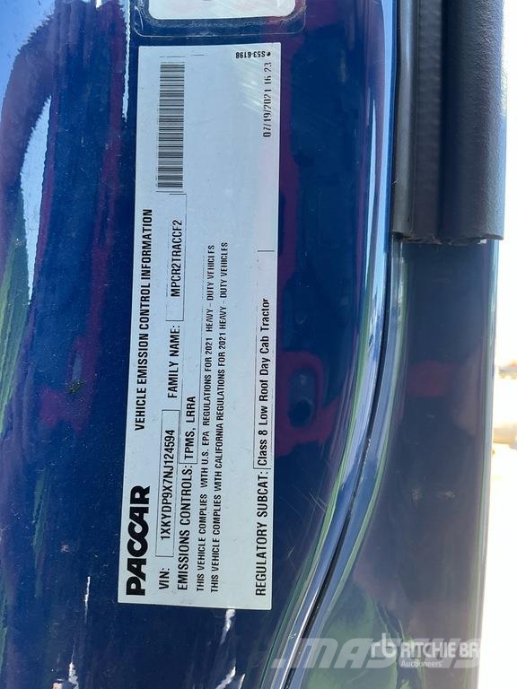 Kenworth T680 6x4 T/A Day Cab Truck Tractor Naudoti vilkikai