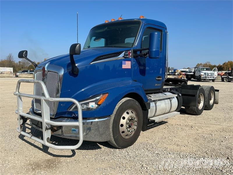 Kenworth T680 6x4 T/A Day Cab Truck Tractor Vilcēji