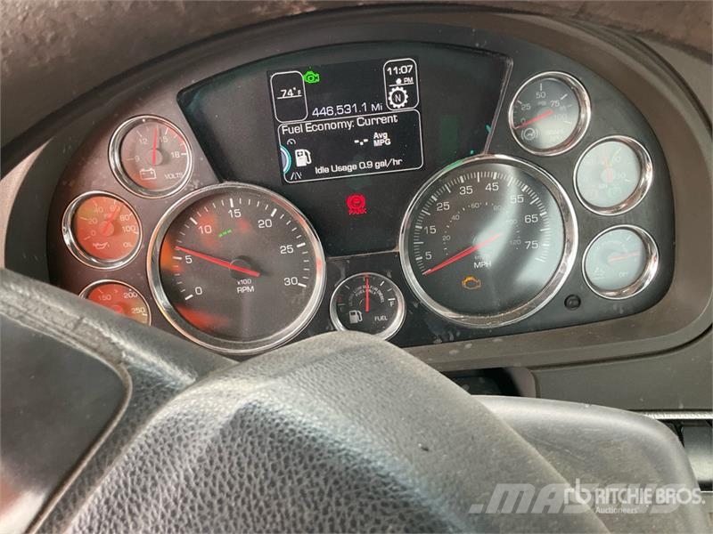 Kenworth T680 6x4 T/A Day Cab Truck Tractor Vlačilci