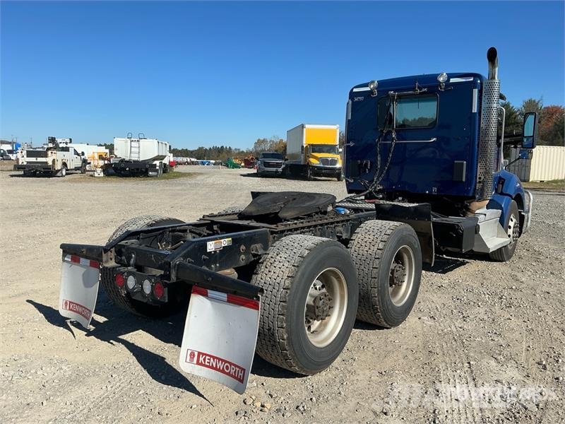 Kenworth T680 6x4 T/A Day Cab Truck Tractor Naudoti vilkikai