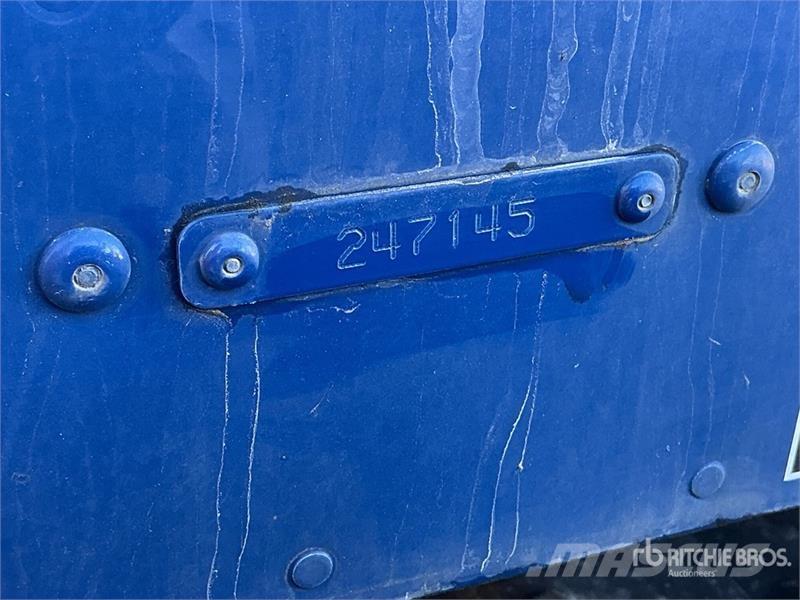 Kenworth T680 6x4 T/A Day Cab Truck Tractor Vilcēji