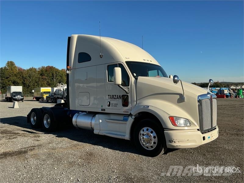 Kenworth T700 Sattelzugmaschinen