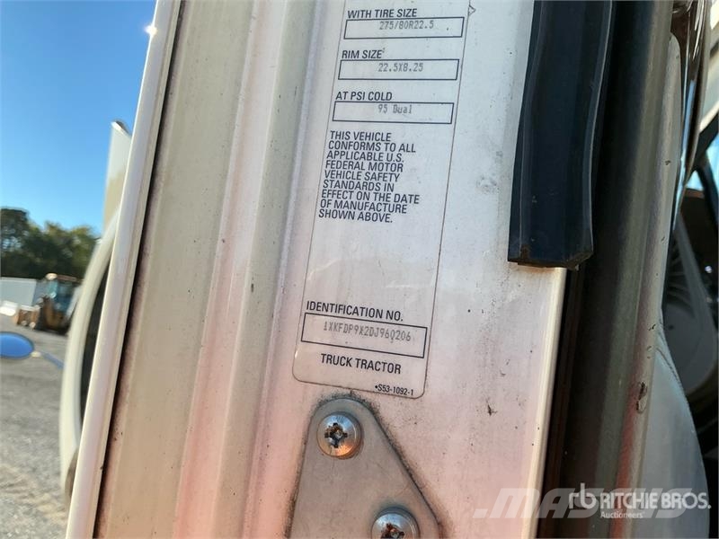 Kenworth T700 Sattelzugmaschinen