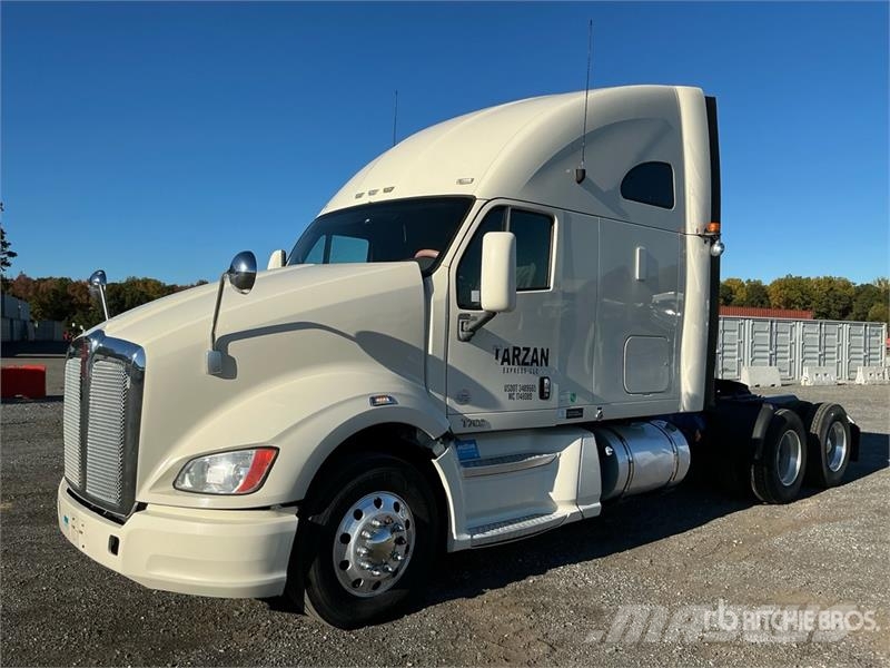 Kenworth T700 Sattelzugmaschinen