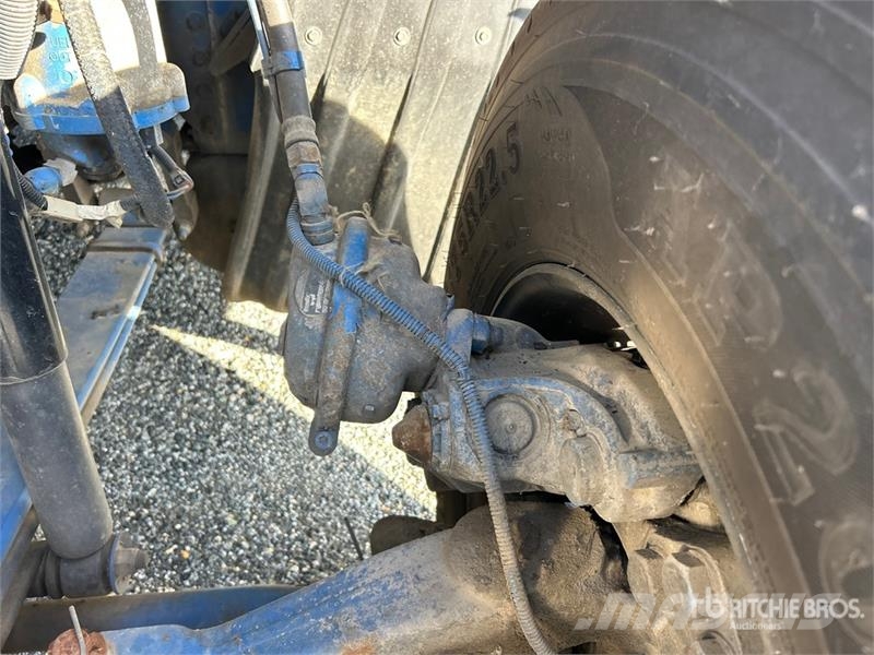 Kenworth T700 牵引车