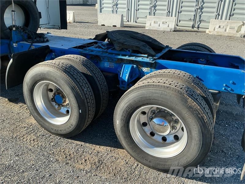 Kenworth T700 Sattelzugmaschinen