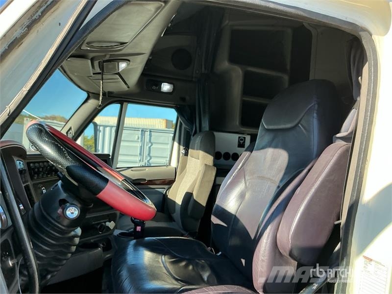 Kenworth T700 Sattelzugmaschinen