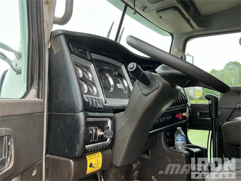 Kenworth T800 Autotractoare